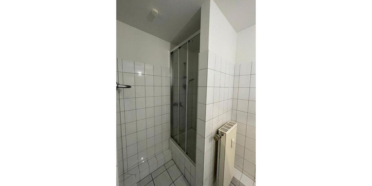 Etagenwohnung Mönchengladbach West - 3 Zimmer, 90 m&sup2;, 900&euro; | Angebot:24441532
