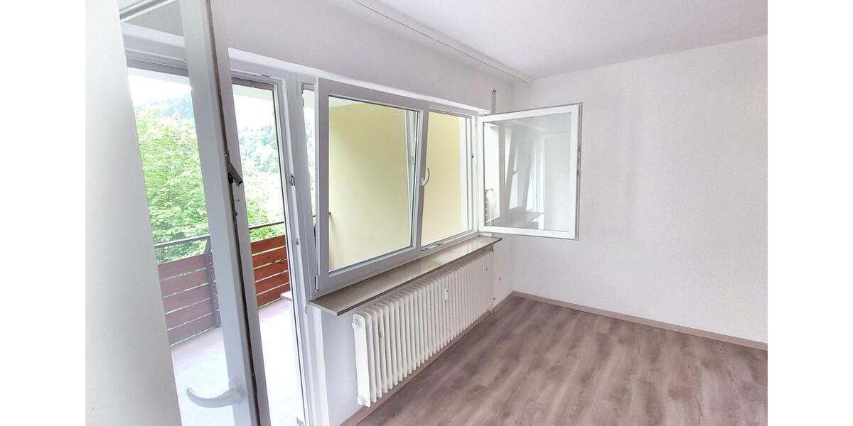 Etagenwohnung Bad Wildbad - 2 Zimmer, 63 m&sup2;, 650&euro; | Angebot:26616105