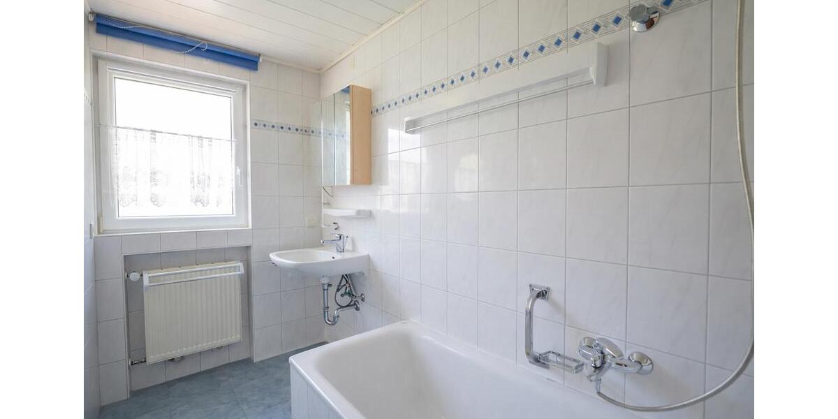 Erdgeschoßwohnung Gaildorf - 4 Zimmer, 90 m&sup2;, 950&euro; | Angebot:26312725