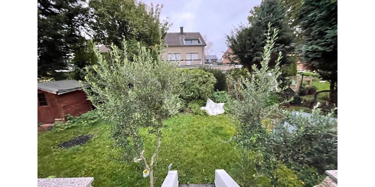 Einfamilienhaus Köln Lindenthal - 3 Zimmer, 130 m&sup2;, 2.000&euro; | Angebot:24641196