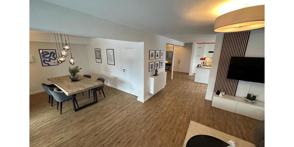 Maisonette-Whg. 138 qm in Zeven m. EBK, Loggia u. Carport 4 zimmer