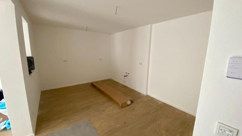 Etagenwohnung Radolfzell am Bodensee - 3.5 Zimmer, 87 m&sup2;, 1.200&euro; | Angebot:26557874