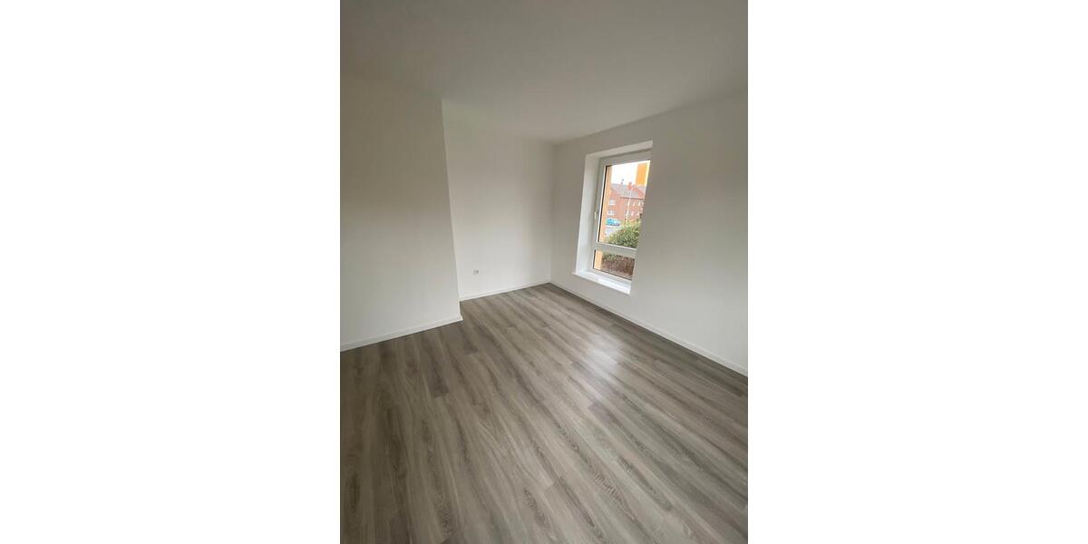 *ich werde renoviert* 3-Zimmer-Erdgeschosswohnung mit Balkon 4 zimmer