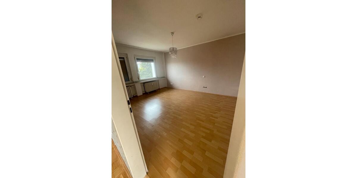 Etagenwohnung Braunschweig Wabe-Schunter-Beberbach - 3 Zimmer, 100 m&sup2;, 800&euro; | Angebot:26338132