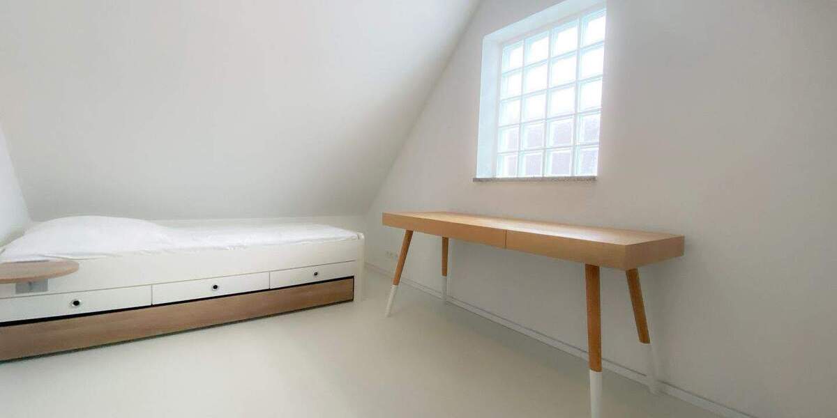 Etagenwohnung Neustadt an der Aisch Neustadt - 2 Zimmer, 80 m&sup2;, 980&euro; | Angebot:25685003