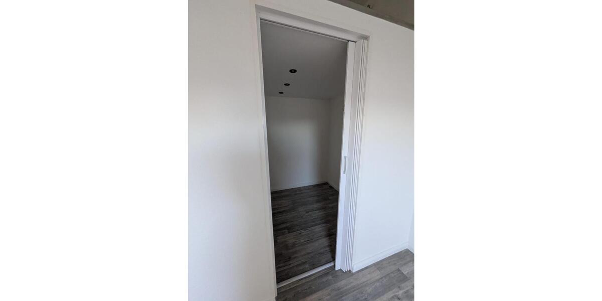 Dachgeschoßwohnung Grebenhain - 2.5 Zimmer, 80 m&sup2;, 550&euro; | Angebot:25894894