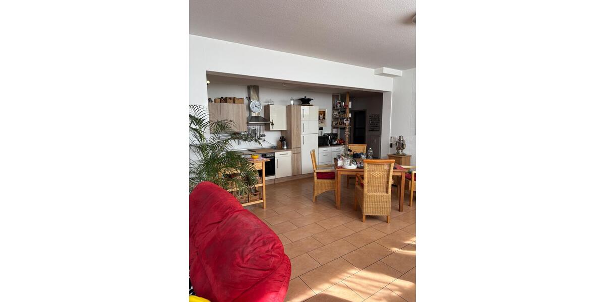 Etagenwohnung Ortenberg - 2 Zimmer, 87 m&sup2;, 780&euro; | Angebot:26422088