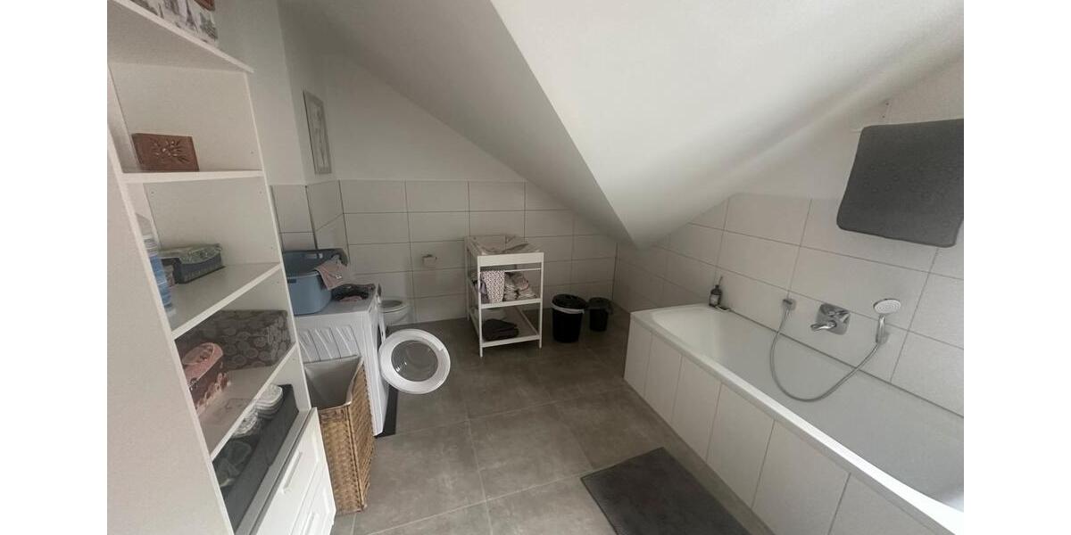 Maisonettenwohnung Landau an der Isar - 4 Zimmer, 130 m&sup2;, 1.150&euro; | Angebot:25650982