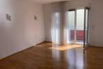 Zentrale doch ruhige Lage mit großem Balkon