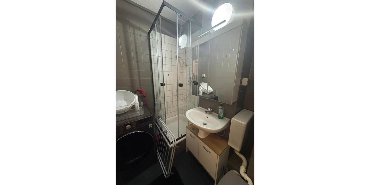 Etagenwohnung Altenburg - 1 Zimmer, 30 m&sup2;, 250&euro; | Angebot:25865396