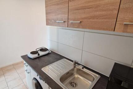 Wohnung Brandenburg an der Havel - 1 Zimmer, 24 m&sup2;, 302&euro; | Angebot:25541088