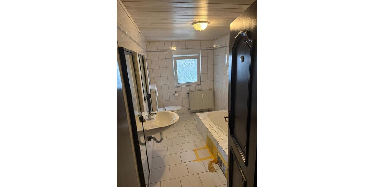 Erdgeschoßwohnung Wilnsdorf - 4 Zimmer, 96 m&sup2;, 800&euro; | Angebot:26034963