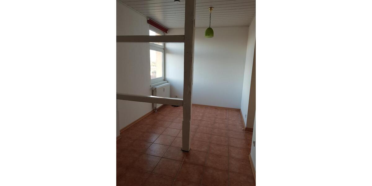 Dachgeschoßwohnung Salzwedel - 2 Zimmer, 38 m&sup2;, 310&euro; | Angebot:26661250