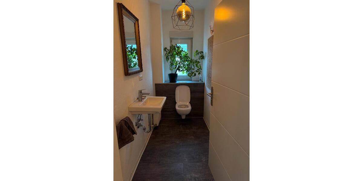 Etagenwohnung Ettlingen - 5 Zimmer, 120 m&sup2;, 1.450&euro; | Angebot:24489516