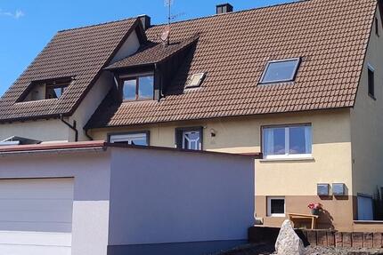 Wohnung Neubrunn - 2 Zimmer, 85 m&sup2;, 750&euro; | Angebot:25948012