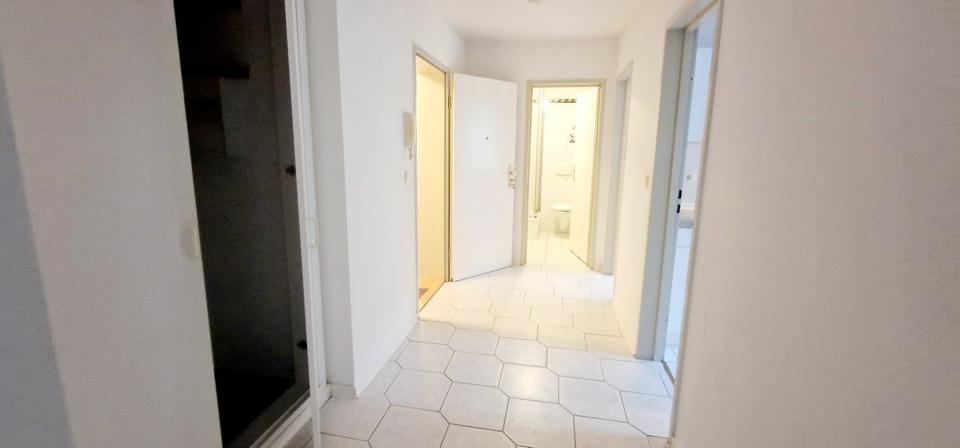 Etagenwohnung Sangerhausen - 2 Zimmer, 51 m&sup2;, 350&euro; | Angebot:26349746