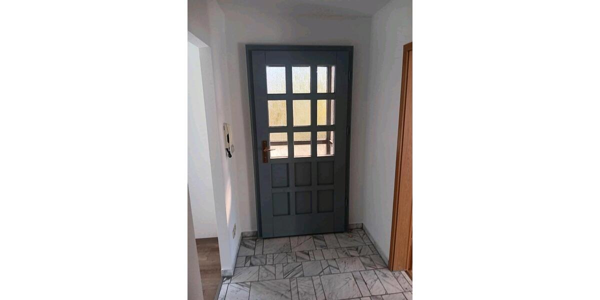Hochparterre Pölzig - 1 Zimmer, 35 m&sup2;, 300&euro; | Angebot:26696029