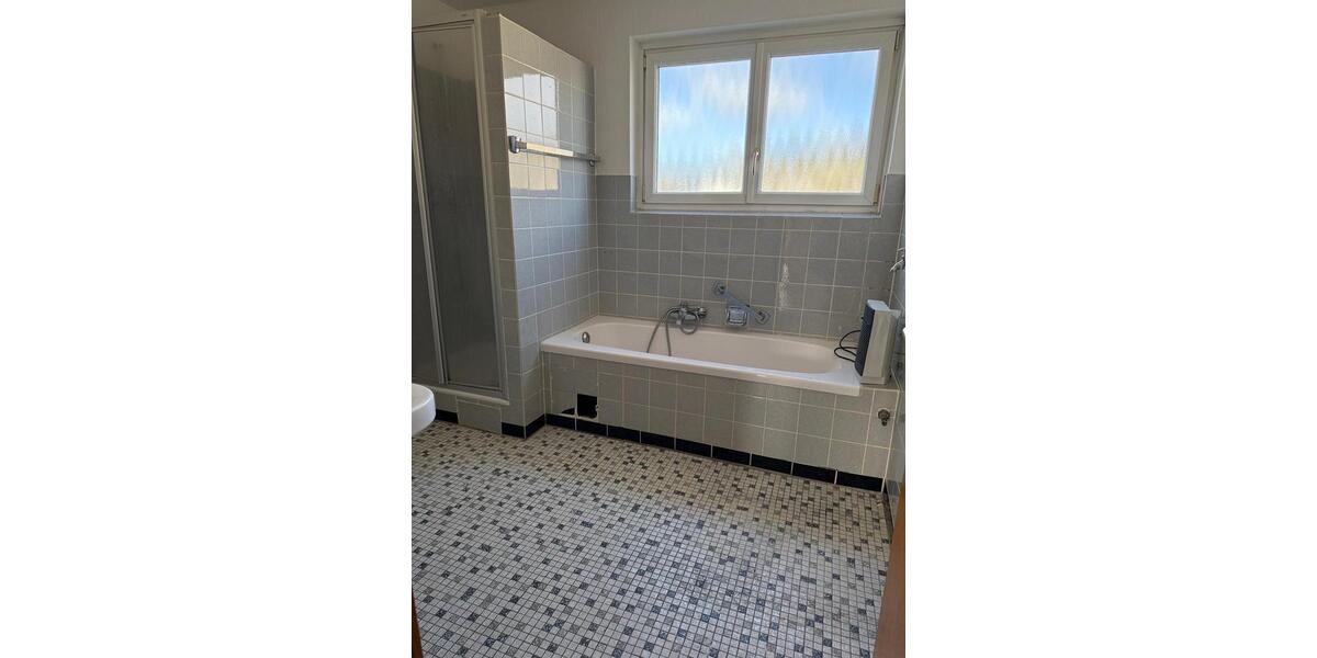 Etagenwohnung Iserlohn - 3.5 Zimmer, 95 m&sup2;, 800&euro; | Angebot:26626196