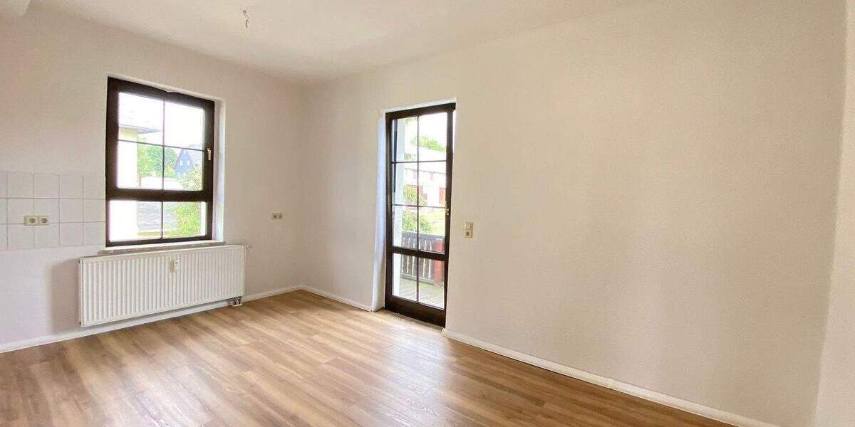 Etagenwohnung Neukirchen Neukirchen - 2 Zimmer, 57 m&sup2;, 345&euro; | Angebot:25970326