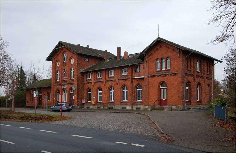 Fläche für einenmehrere Automaten direkt im Bahnhof Oyten zu vermieten! zimmer