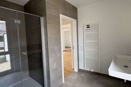 Wohnung Augsburg Hochzoll - 2 Zimmer, 77 m&sup2;, 1.381&euro; | Angebot:26244868