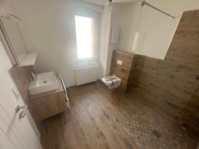 Etagenwohnung Mügeln Schlagwitz - 3 Zimmer, 80 m&sup2;, 680&euro; | Angebot:24763978