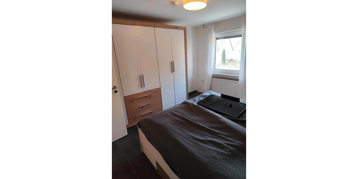 Etagenwohnung Halle - 4 Zimmer, 96 m&sup2;, 950&euro; | Angebot:25831655