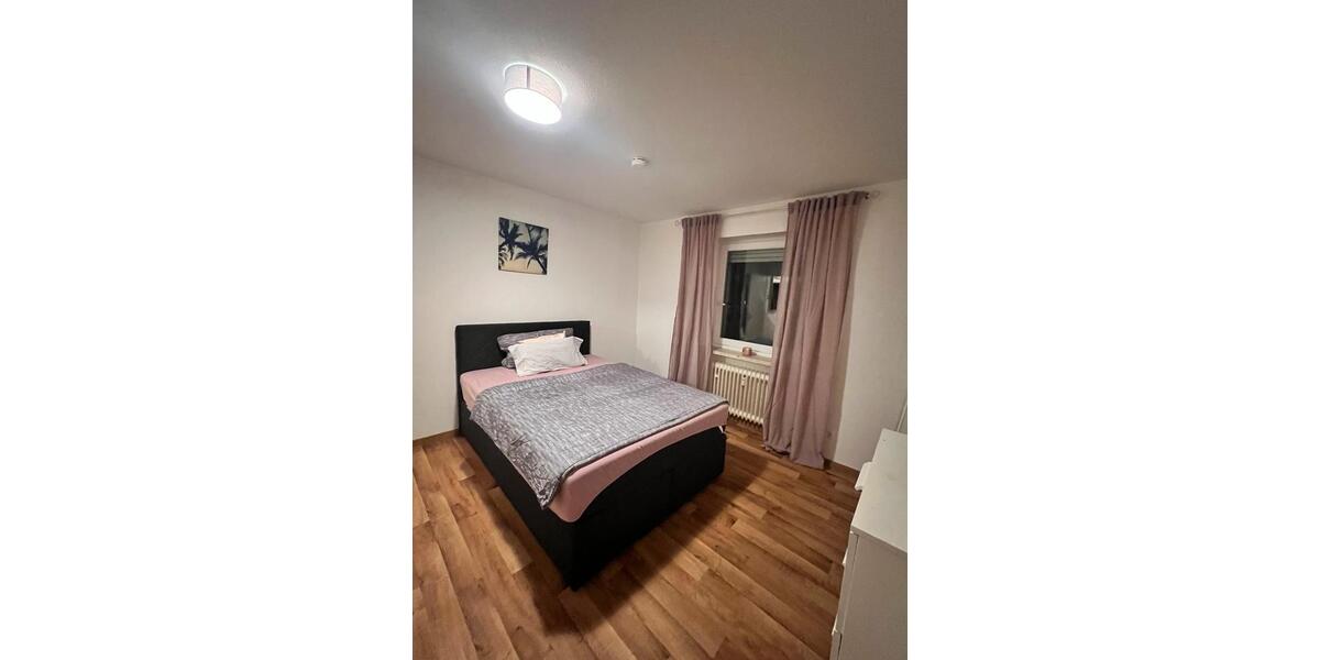 Erdgeschoßwohnung Freilassing - 1 Zimmer, 8 m&sup2;, 600&euro; | Angebot:26688607