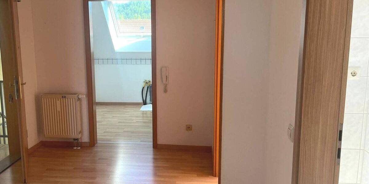 Etagenwohnung Neuhaus-Schierschnitz Schierschnitz - 4 Zimmer, 105 m&sup2;, 579&euro; | Angebot:22704617