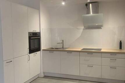 RESERVIERT - Traumhafte 2-Zimmer Wohnung mit Wintergarten 2 zimmer