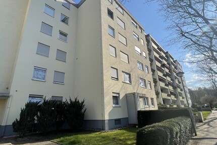 Stadtnah: Schöne 2,5-Zimmer Wohnung mit Einbauküche und Balkon - Wohnung Gaggenau | Angebot:26035645