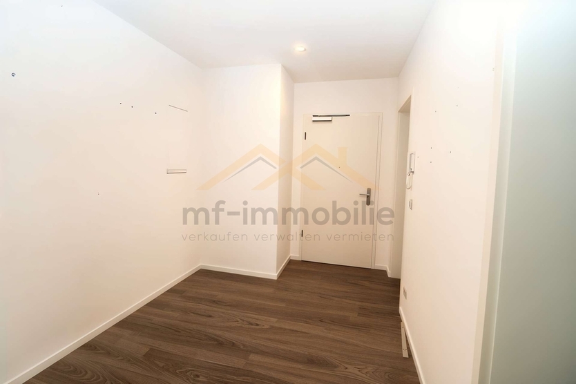 großzügige Erdgeschoßwohnung 2 Zimmer 84m² mit Einbauküche