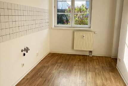 Wohnung Dresden Seidnitz - 3 Zimmer, 56 m&sup2;, 616&euro; | Angebot:26189375