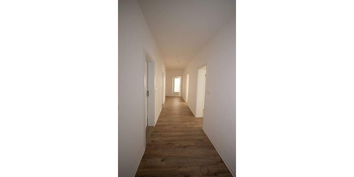 Etagenwohnung Döbeln Sörmitz - 5 Zimmer, 148 m&sup2;, 740&euro; | Angebot:24453175