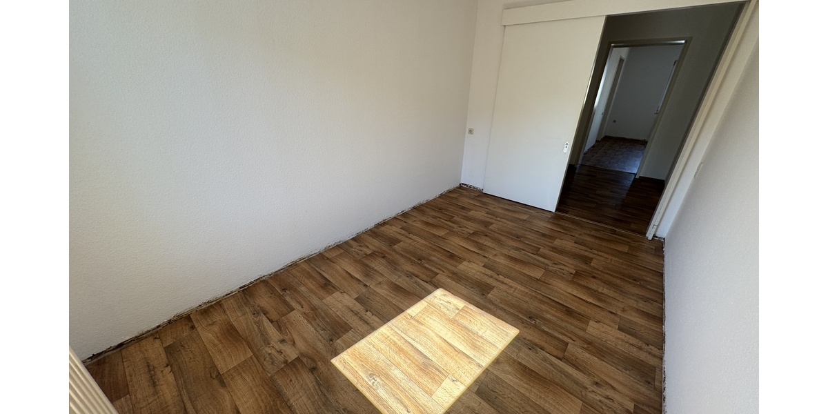 Idyllisch wohnen im Zentrum von Weida. 3 Raum Wohnung mit Balkon und Aufzug! - Etagenwohnung Weida Liebsdorf | Angebot:26882406