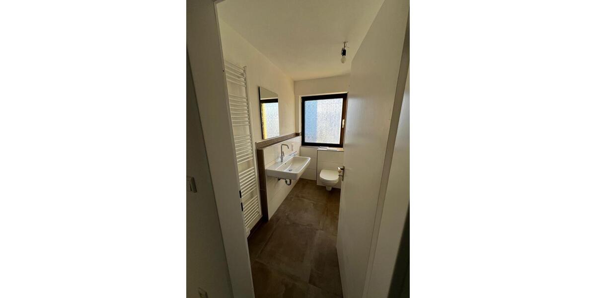 Dachgeschoßwohnung Arnsberg - 3 Zimmer, 79 m&sup2;, 700&euro; | Angebot:24770807