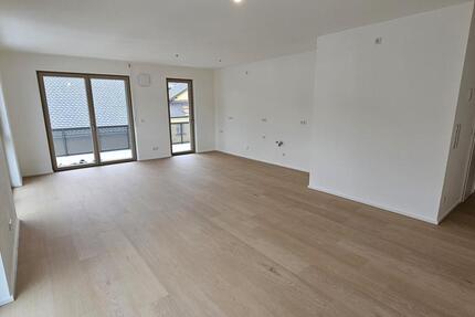 Wohnung Eichstätt - 4 Zimmer, 114 m&sup2;, 1.400&euro; | Angebot:26625761