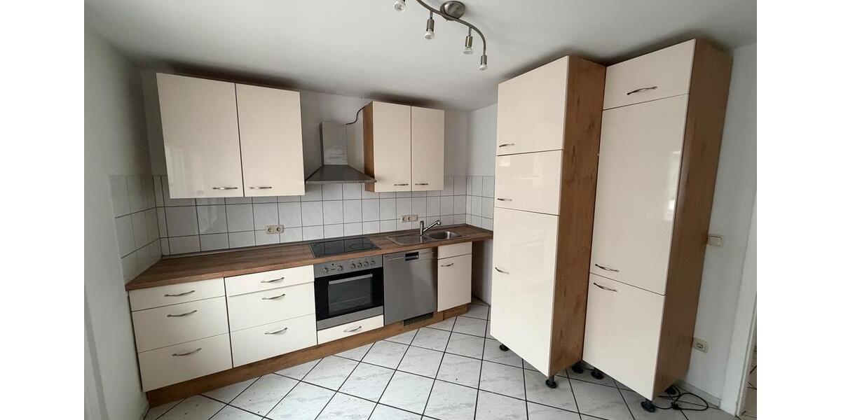 Maisonettenwohnung Köln Chorweiler - 4 Zimmer, 130 m&sup2;, 1.150&euro; | Angebot:24739683