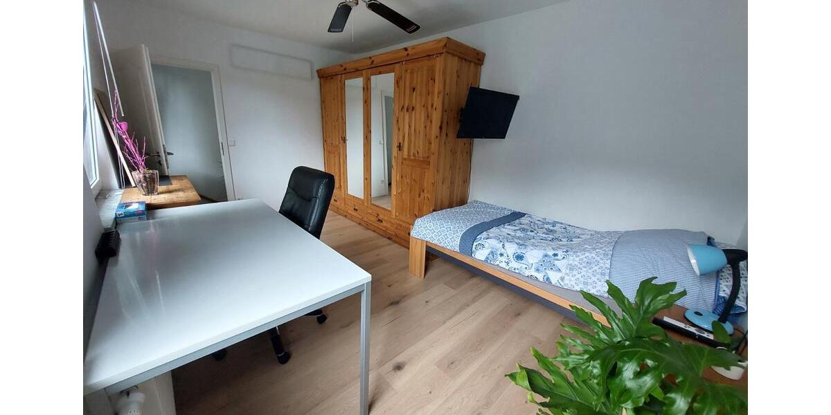 Wohnen auf Zeit Düsseldorf Stadtbezirk 8 - 1 Zimmer, 12 m&sup2;, 565&euro; | Angebot:26051036