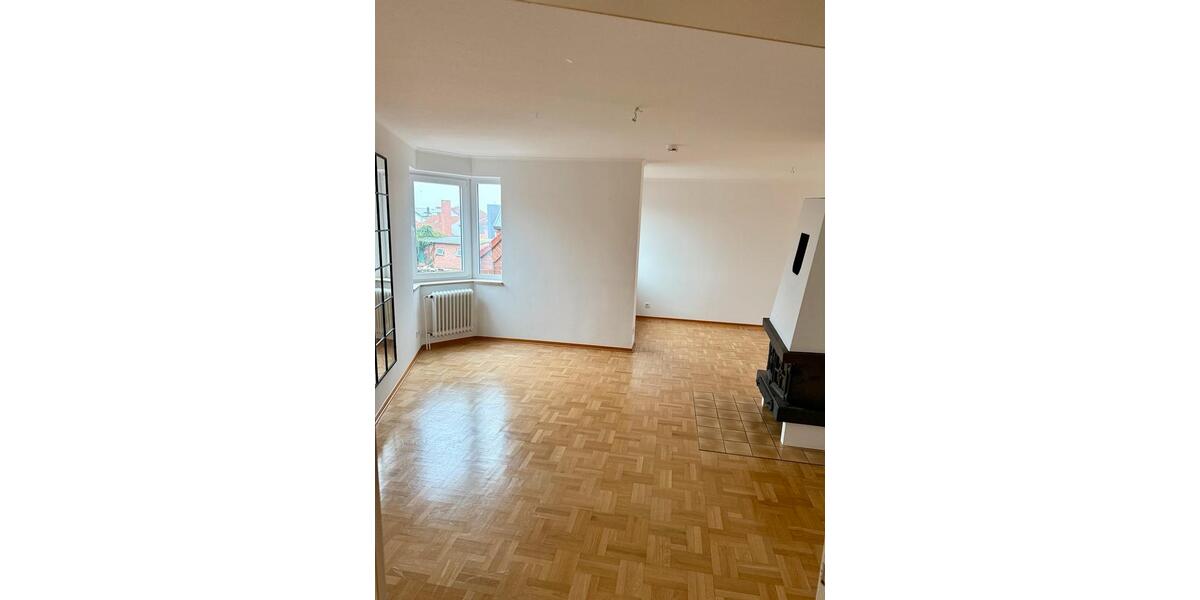 Dachgeschoßwohnung Oldenburg in Holstein - 3 Zimmer, 94 m&sup2;, 1.300&euro; | Angebot:24712067
