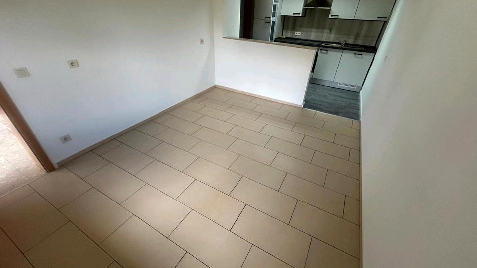 Etagenwohnung Rittersdorf - 4 Zimmer, 158 m&sup2;, 1.000&euro; | Angebot:26612486