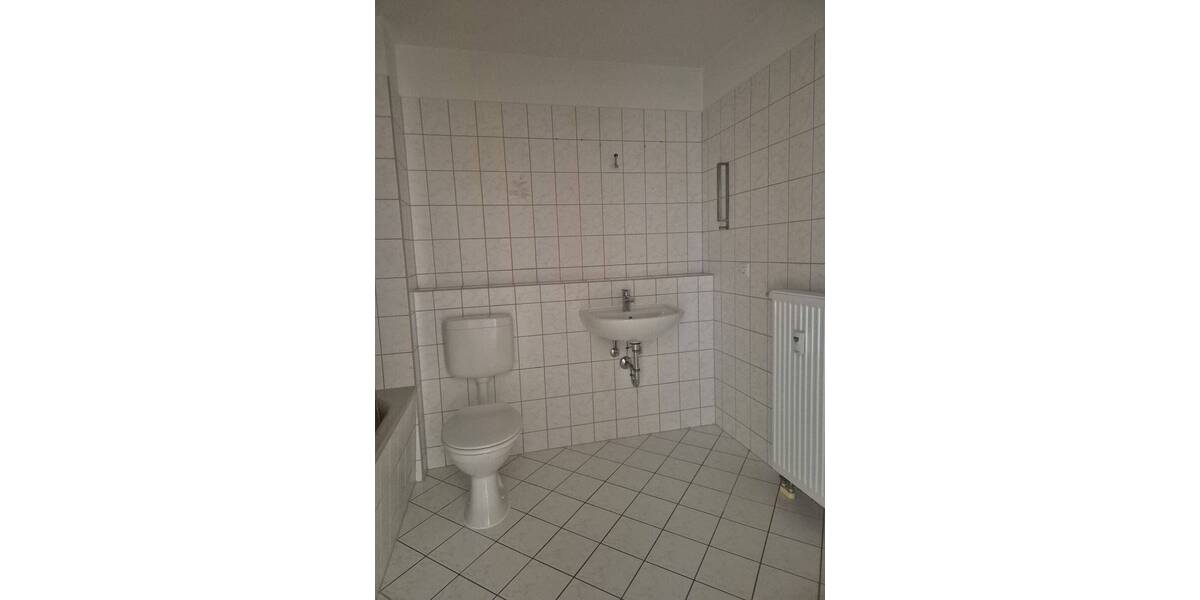 Etagenwohnung Waldheim Schönberg - 2 Zimmer, 54 m&sup2;, 325&euro; | Angebot:26825812
