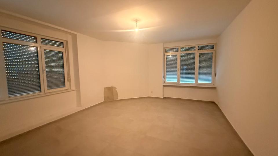 Erdgeschoßwohnung Völklingen - 2 Zimmer, 80 m&sup2;, 650&euro; | Angebot:25048106