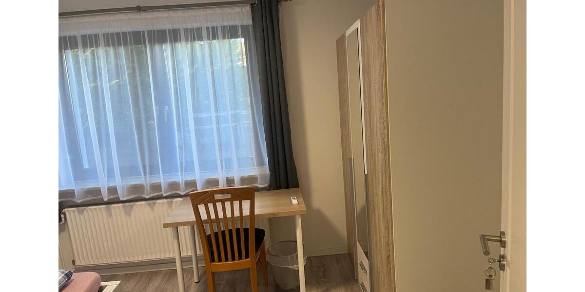 Wohnen auf Zeit Henstedt-Ulzburg Ulzburg - 4 Zimmer, 94 m&sup2;, 25&euro; | Angebot:24417785
