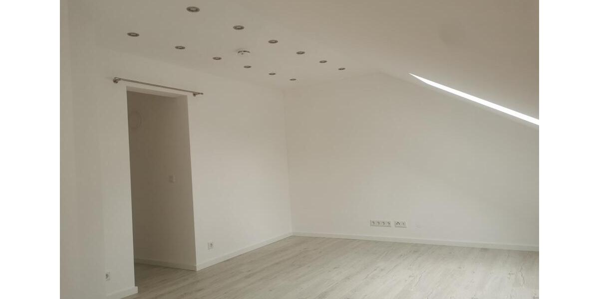 Dachgeschoßwohnung Rheda-Wiedenbrück Wiedenbrück - 1.5 Zimmer, 35 m&sup2;, 500&euro; | Angebot:26611609
