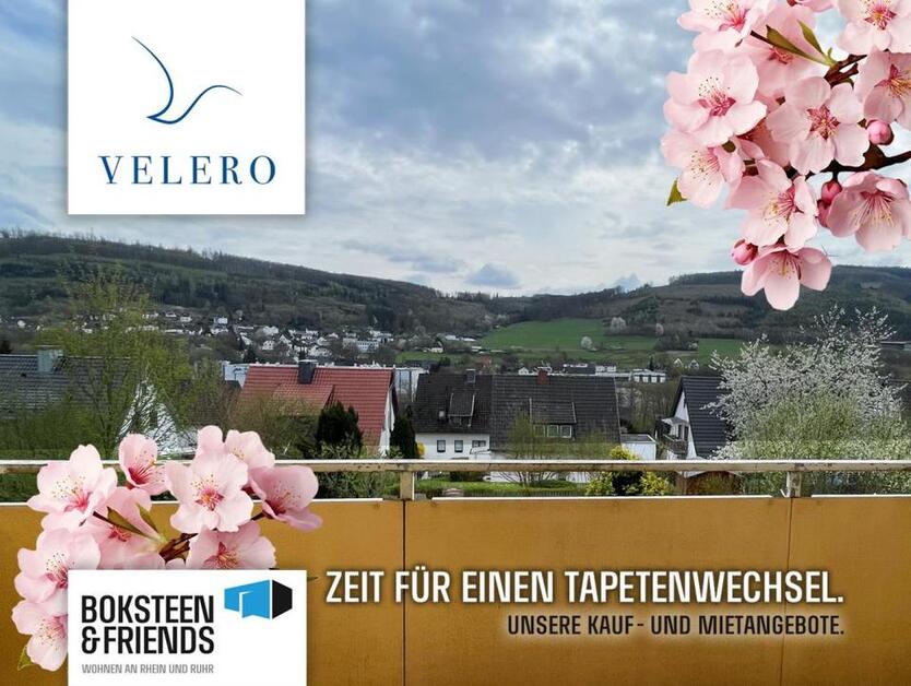 FRISCH SANIERTE 3-Zimmer-Wohnung mit BALKON und traumhaftem Blick ins Grüne!!