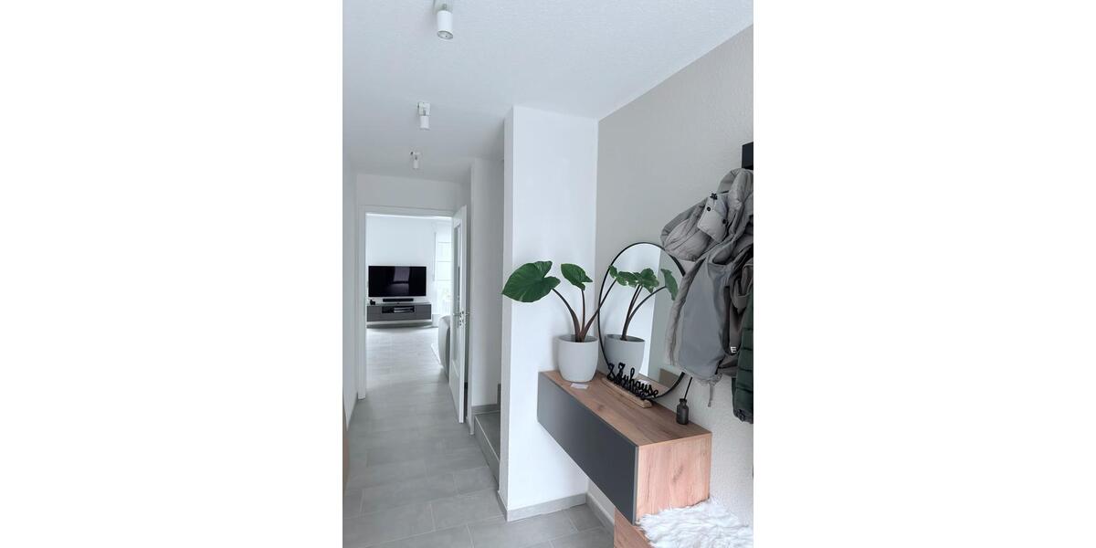 Doppelhaushälfte Höxter - 5 Zimmer, 135 m&sup2;, 1.300&euro; | Angebot:26581634