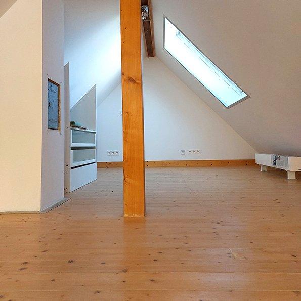 Dachgeschoßwohnung Stuttgart Stuttgart-West - 3 Zimmer, 78 m&sup2;, 1.180&euro; | Angebot:26620972