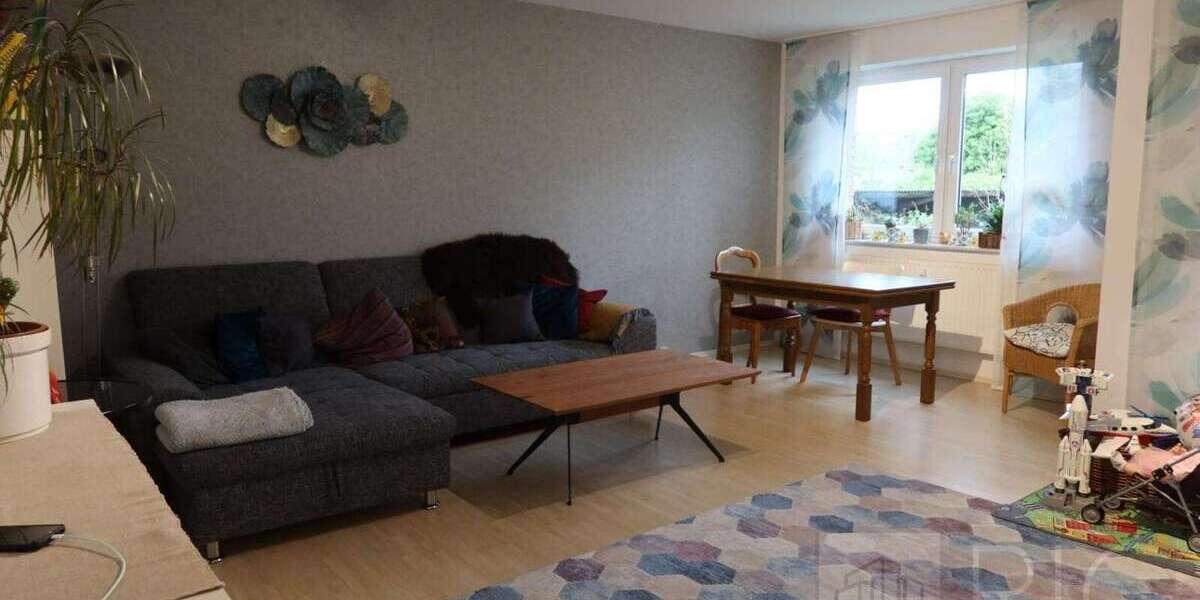 Etagenwohnung Bergheim - 3 Zimmer, 92 m&sup2;, 1.012&euro; | Angebot:26109864