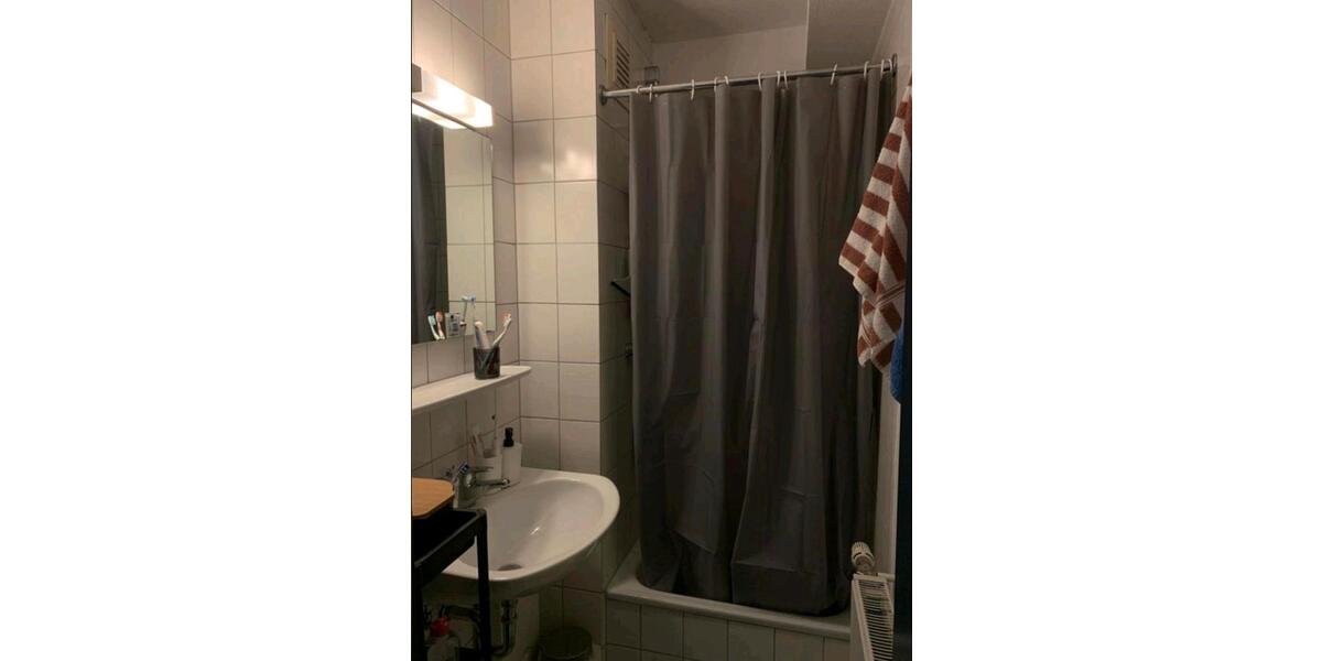 Dachgeschoßwohnung Bielefeld - 1 Zimmer, 16 m&sup2;, 340&euro; | Angebot:24844962